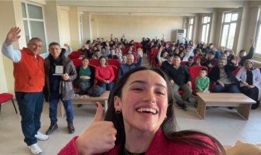 Nil Deniz Bal'dan Cumhuriyet MTAL'de Söyleşi