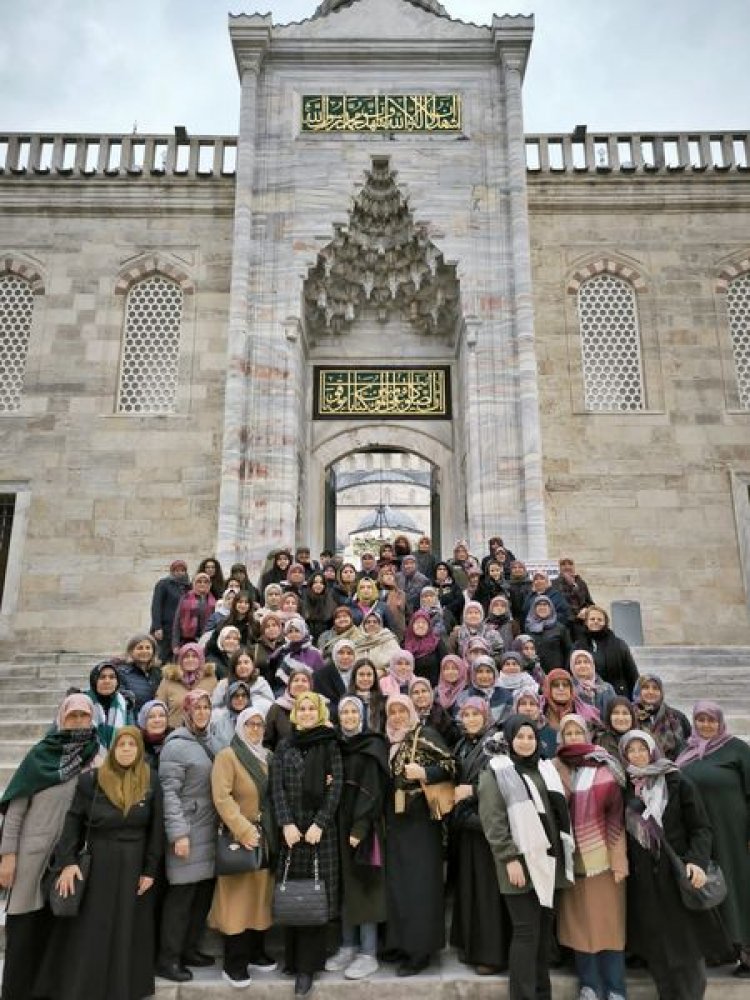 Akhisarlı Kadınlar Kültür Gezilerinde Buluşuyor