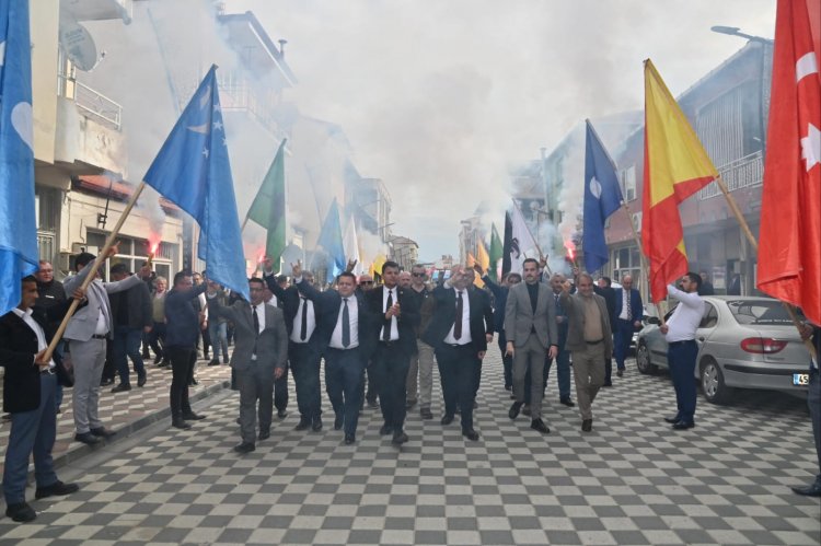 Cumhur İttifakı Adayları Başkan Ergün ve Başkan Topuz Teşkilatlarla Buluştu