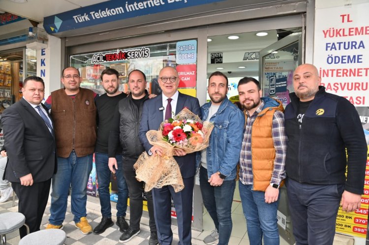 Cumhur İttifakı Başkan Adayları Cengiz Ergün ve Yavuz Kurt, Şehzadeler Esnafları ile Buluştu