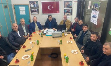 Demokrat parti Kırkağaç Belediye Başkan adayı İsmail Pala Ziraat odası Ziyareti