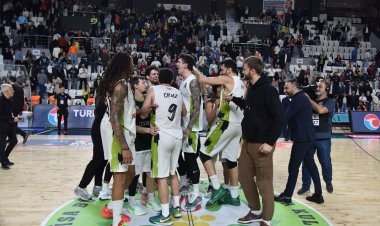 Tarzan, Kartal’ı Avladı