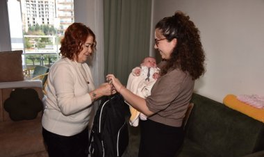 Büyükşehir’den Bebek Sevinci Yaşayan Ailelere ‘Hoş Geldin Bebek’ Ziyareti