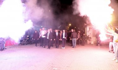 İYİ Parti Akhisar Sazoba'da Gövde Gösterisi yaptı