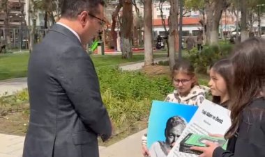 Akhisar Kendin Yap Atölyesi Unutulmaz Bir Kitap Okuma Etkinliği Düzenledi