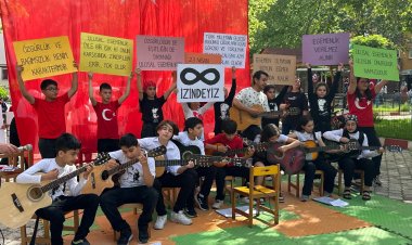 Büyükşehir’in Minikleri 23 Nisan’ı Coşkuyla Kutladı