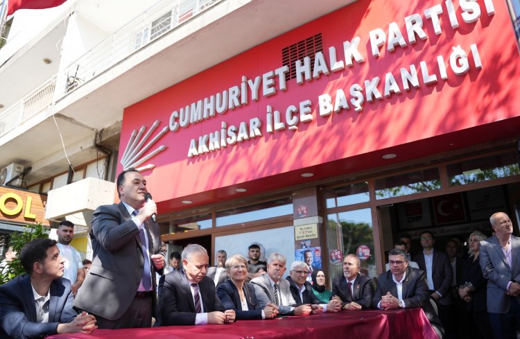 Akhisar Chp İlçe Başkanlığında Bayramlaşma