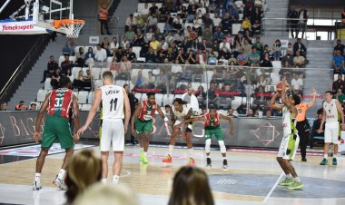 Yeşil-Beyazlılar, Pınar Karşıyaka’ya Mağlup Oldu