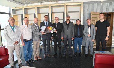 Başkan Zeyrek, “Yapacağım ve hayal ettiğim hizmetler var”