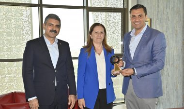 Başkan Zeyrek DİSK Heyetini Konuk Etti