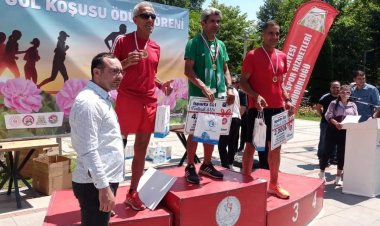 Ahmet Bayram Isparta’dan Madalya ile Döndü