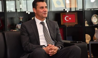 Başkan Zeyrek, “Öğrencilerin Manisa’yı Özenilecek Bir Şehir Olarak Anlatmasını İstiyorum”