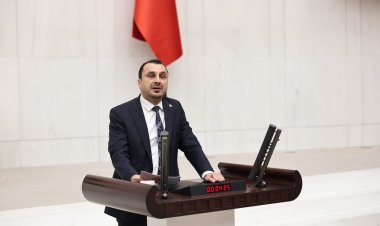 “EMEKLİLER, MAAŞLARININ YARISINA DENK GELEN KATILIM PAYLARI ÖDÜYOR”