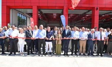 Akhisar İtfaiye Amirliği Açıldı, İlk Vakaya Yeni Binadan Çıkış Yapıldı