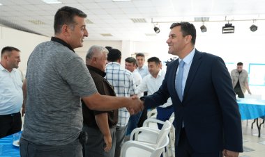Başkan Zeyrek, Kırkağaç’ta Muhtarlarla Buluştu