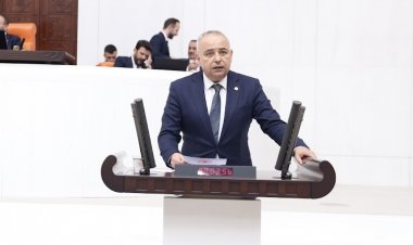 “Karşılıksız çekte patlama yaşanacak. İktidar bu verileri görmüyor mu ?