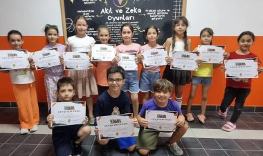 Akhisar Kendin Yap Atölyesi Yaz Kursları Tamamlandı