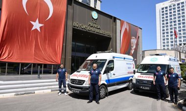 Büyükşehir’den Yurttaşlara Hasta Nakil Ambulansı Hizmeti