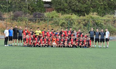 Yıldızspor’da Yaz Futbol Okulu ‘FİNAL’ yaptı