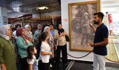 Selendili Kadınlar Manisa’nın Tarihine Yolculuk Etti
