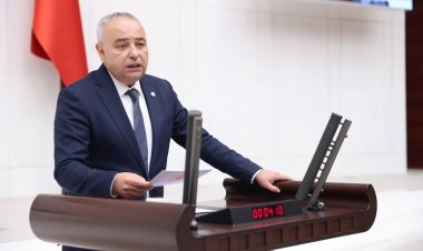 CHP’li Bakırlıoğlu: “Okulların temizliği velilere kaldı!”