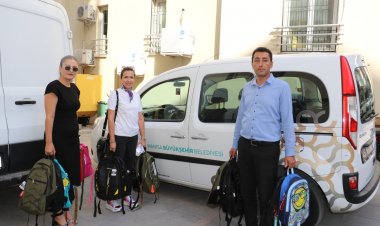 Büyükşehir’den Öğrencilere Kırtasiye Desteği