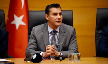 “Büyükşehir Belediye Başkanı’nı çok sık görmeye alışık değiliz”