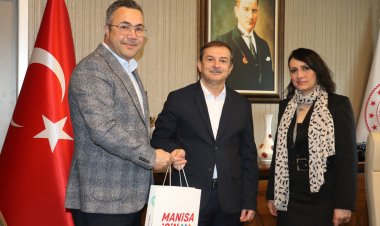 Büyükşehir, Sağlık Çalışanlarının Bayramını Kutladı