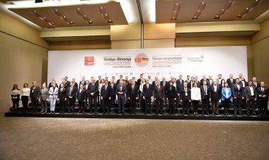 Manisa Büyükşehir Türkiye-Almanya Kardeş Şehirler Zirvesi’ne Katıldı