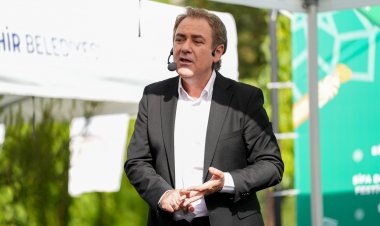 Tarihçi Yazar Sinan Meydan, çocuklara Atatürk’ü anlattı