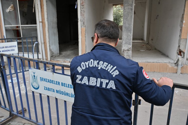 Vatandaşın çağrısı karşılıksız kalmadı riskli bina için harekete geçildi