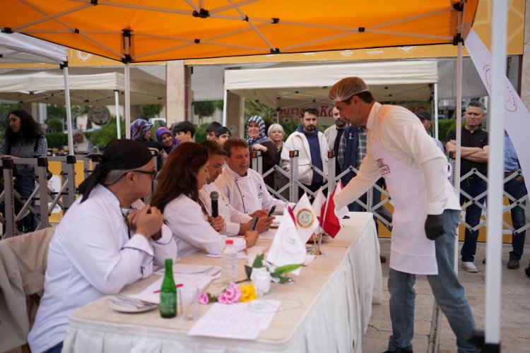 Mesir Macunlu Yemekler Yarıştı