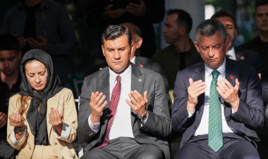 Başkan Zeyrek Soma’da maden şehitleri anma törenine katıldı