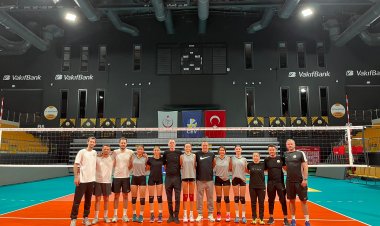 Akhisar İlçe Spor Kulübü Voleybolcuları Vakıfbank Spor Sarayı'nda!