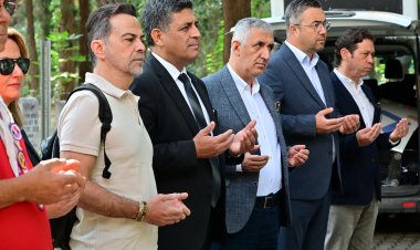 Manisa Tarzanı Ahmet Bedevi Mezarı Başında Anıldı