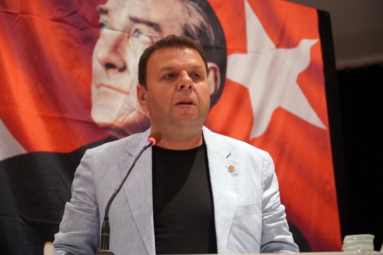Ediz Ün: "Çiftçimiz Olmazsa Gıda da Olmaz"