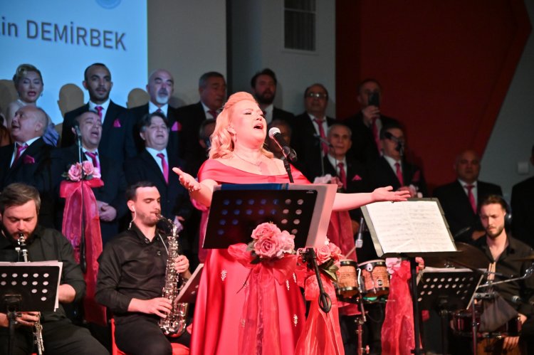 Baharın ezgileri Türk Sanat Müziği ile yankılandı