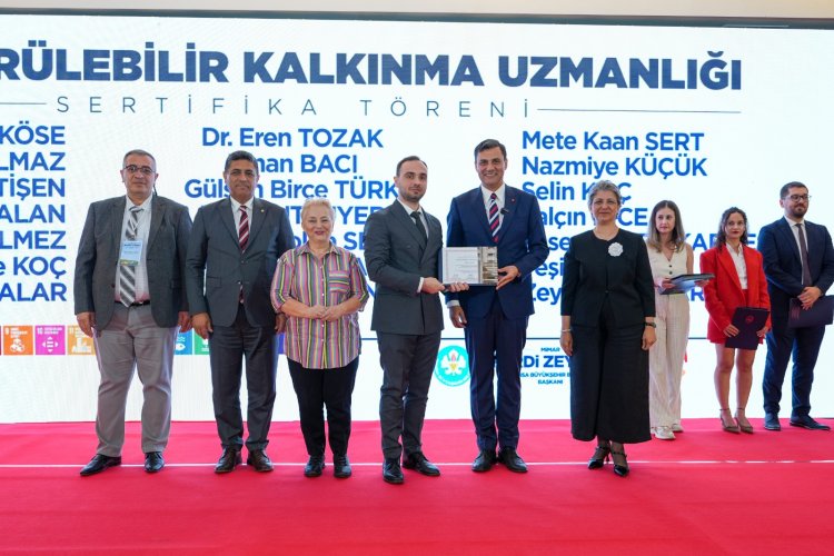 Başkan Zeyrek: “Zirvede ortaya çıkan fikirler, Manisa’nın geleceği için bir eylem rehberine dönüşecek”