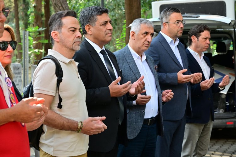 Manisa Tarzanı Ahmet Bedevi Mezarı Başında Anıldı