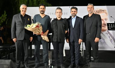Nazım Hikmet Manisa’da Şiir ve Müzikle Anıldı