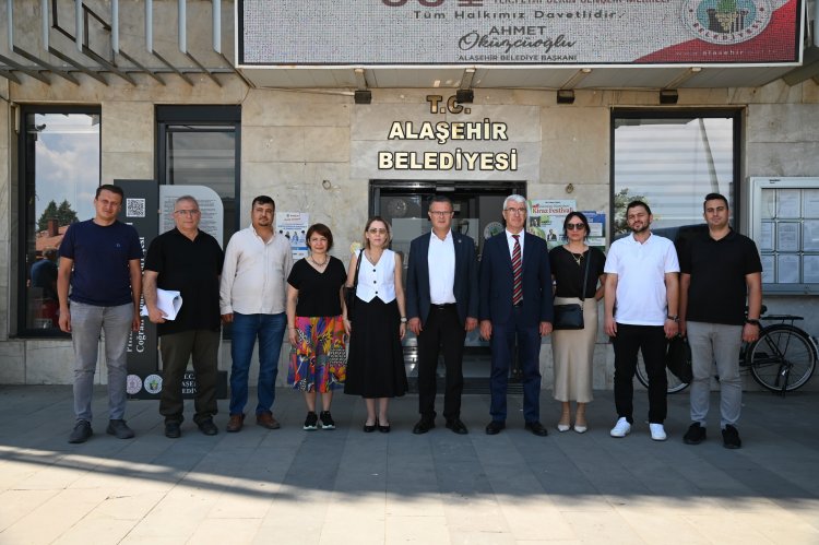 Sokak Hayvanları Komisyonu Alaşehir ve Sarıgöl’de İncelemelerde Bulundu