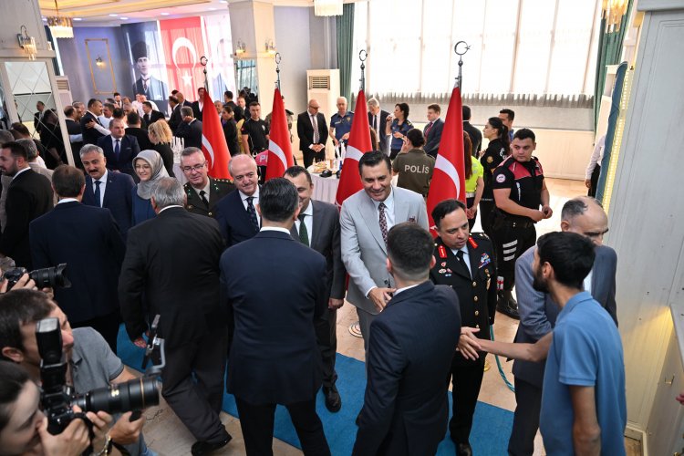 Manisa Protokolü Bayramlaştı