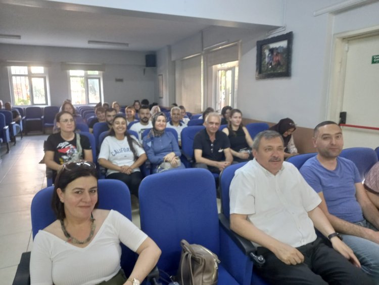 HALK EĞİTİMİ MERKEZİ MÜDÜRLÜĞÜNDEN BAĞIMLILIKLA MÜCADELE EĞİTİMİ
