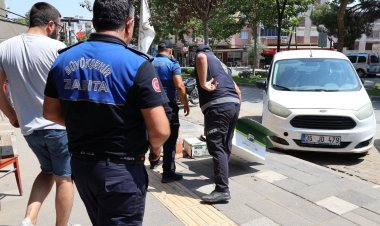 Büyükşehir’den Ahmetli’de Kaldırım İşgallerine Denetim