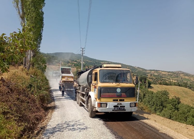 Büyükşehir’den 13 Bin Ton Asfalt, 55 Kilometre Sathi Kaplama