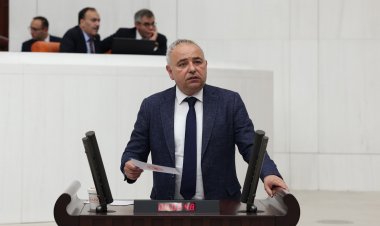 Bakırlıoğlu’ndan Tarım Bakanlığı’na Sert Tepki: Şap Aşısında Skandal İddialar, Hesap Verin!