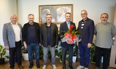 AKHİSAR BELEDİYESİ BRİÇ TAKIMI ŞAMPİYONLAR LİGİNDE