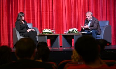 Gazeteci Yavuz Oğhan Manisalılarla Buluştu