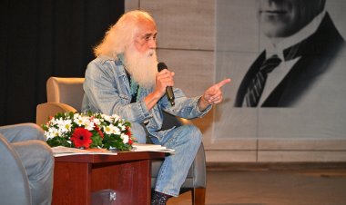 Usta Sanatçı Suavi, Manisalılarla Buluştu