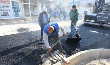 Ahmetli Cami Caddesi’nde Asfalt Çalışmaları Başladı